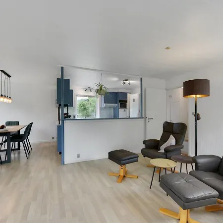 Hotel Viveke - 1-5km From The Sea In Western Jutland By Interhome