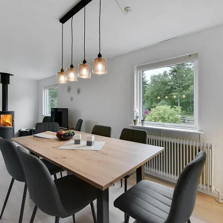 Viveke - 1-5km From The Sea In Western Jutland By Interhome