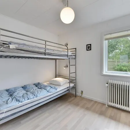 Hotel Viveke - 1-5km From The Sea In Western Jutland By Interhome