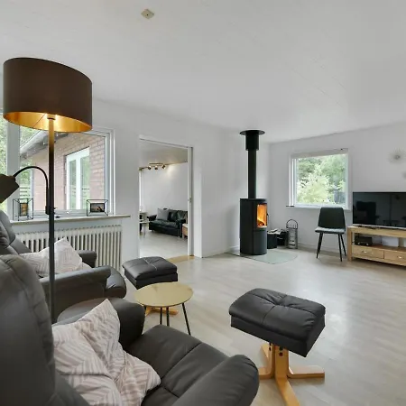 Viveke - 1-5km From The Sea In Western Jutland By Interhome Nørre Nebel